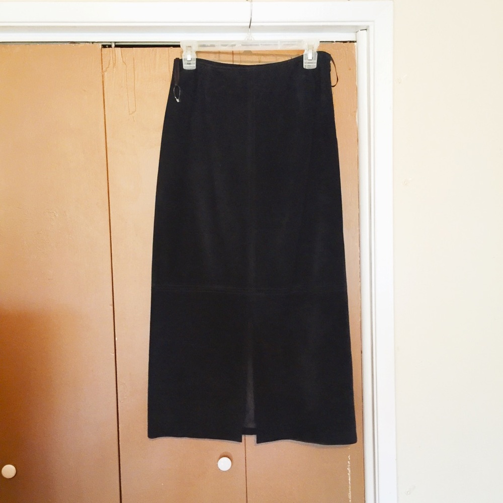 Genuine suede black waist skirt